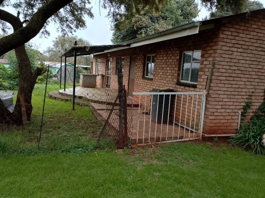 Commercial Property for Sale in Hartbeesfontein North West